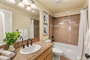 2349 Harbor Ave SW, Seattle, WA 98126 - Photo 4