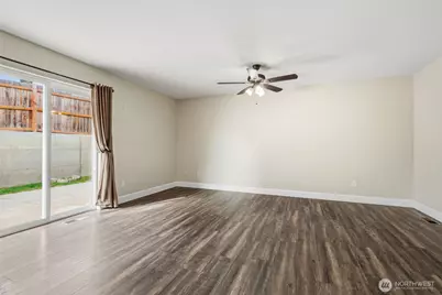 402 Lacey Avenue, Selah, WA 98942 - Photo 12