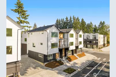 18000 C 10th Avenue NE, Shoreline, WA 98155 - Photo 2