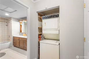7930 SE 34th St, Mercer Island, WA 98040 - Photo 20