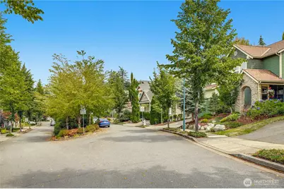 1958 16th Court NE, Issaquah, WA 98029 - Photo 30