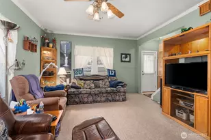 153 SW Lewis St, Chehalis, WA 98532 - Photo 6