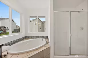 11411 Ashton Ave E, Bonney Lake, WA 98391 - Photo 32