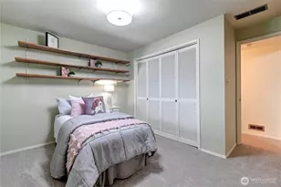 9425 NE 181st Ln, Bothell, WA 98011 - Photo 20