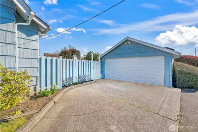 327 5th Street SW, Puyallup, WA 98371 - Photo 34