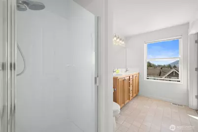 23120 SE Black Nugget Road #E1, Issaquah, WA 98029 - Photo 20