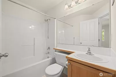 23120 SE Black Nugget Road #E1, Issaquah, WA 98029 - Photo 24