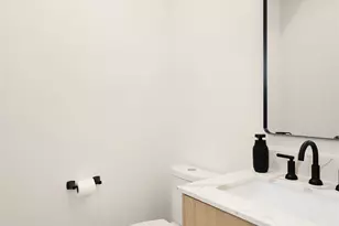 2340 N 64th St, Seattle, WA 98103 - Photo 10