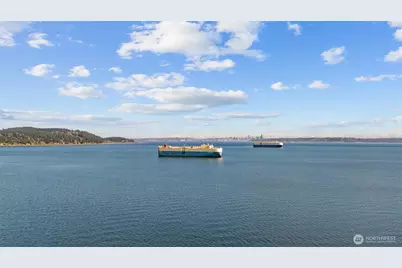 1679 Miracle Mile Drive E, Port Orchard, WA 98366 - Photo 4