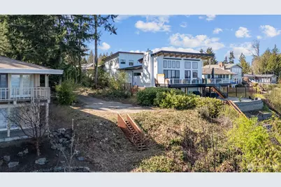 1679 Miracle Mile Drive E, Port Orchard, WA 98366 - Photo 14