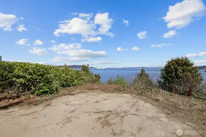 1679 Miracle Mile Drive E, Port Orchard, WA 98366 - Photo 10