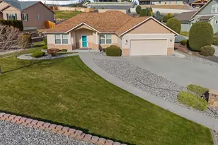 48 Luther Ct, Malaga, WA 98828 - Photo 2