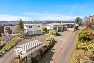 1242 /1244 Browns Point Blvd, Tacoma, WA 98422 - Photo 2