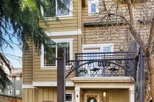 739 N 94th St, Seattle, WA 98103 - Photo 34