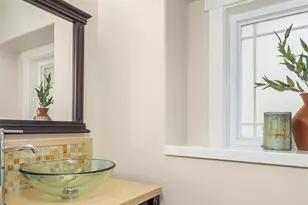 739 N 94th St, Seattle, WA 98103 - Photo 24