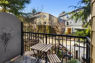 739 N 94th St, Seattle, WA 98103 - Photo 8