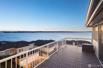 6412 E Side Drive NE #S, Tacoma, WA 98422 - Photo 2