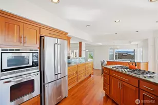 6412 East Side Dr NE, Tacoma, WA 98422 - Photo 16