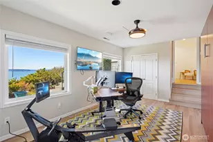 6412 East Side Dr NE, Tacoma, WA 98422 - Photo 32