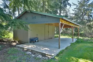 397 Lagoon Point Rd, Greenbank, WA 98253 - Photo 4