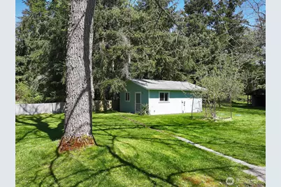 397 Lagoon Point Road, Greenbank, WA 98253 - Photo 34