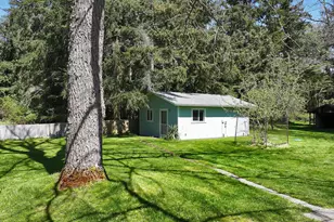 397 Lagoon Point Rd, Greenbank, WA 98253 - Photo 34