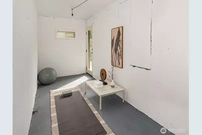 757 N 65th Street, Seattle, WA 98103 - Photo 34