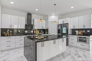 20042 94th Ave NE, Bothell, WA 98011 - Photo 10