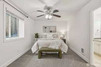 20042 94th Avenue NE, Bothell, WA 98011 - Photo 4