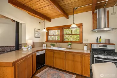 5790 NE Old Mill Road, Bainbridge Island, WA 98110 - Photo 10