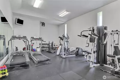 20320 Bothell Everett Hwy #D102, Bothell, WA 98012 - Photo 16