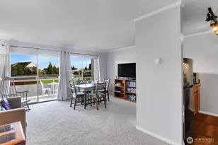 7924 212th St SW, Edmonds, WA 98026 - Photo 4