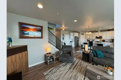 9410 76th Avenue NE, Marysville, WA 98270 - Photo 16