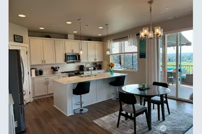 9410 76th Avenue NE, Marysville, WA 98270 - Photo 6