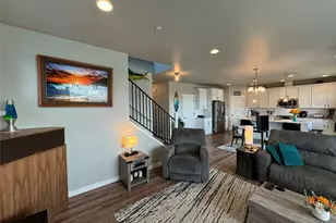 9410 76th Ave NE, Marysville, WA 98270 - Photo 14