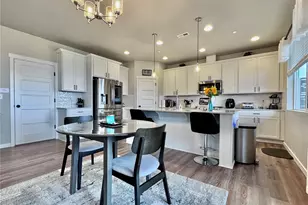 9410 76th Ave NE, Marysville, WA 98270 - Photo 4