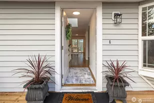 12418 SE 251st Pl, Kent, WA 98030 - Photo 4