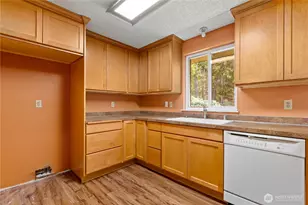 15111 27th Ave E, Tacoma, WA 98445 - Photo 18