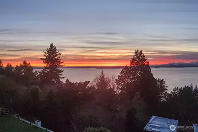 4017 56th Avenue SW, Seattle, WA 98116 - Photo 18