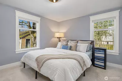 20802 SE 34th Street #6, Sammamish, WA 98075 - Photo 4