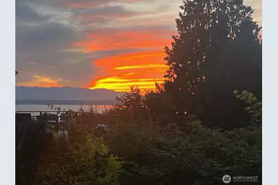 1910 NW 97th Street, Seattle, WA 98117 - Photo 36