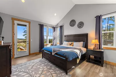 6827 Forest Ridge Drive, Wenatchee, WA 98801 - Photo 10