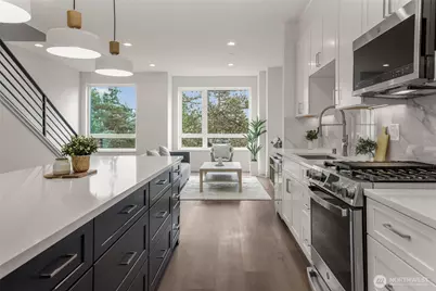 8923 166th Ave NE #101, Redmond, WA 98052 - Photo 4