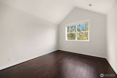 1000 Cabin Creek Lane SW #B303, Issaquah, WA 98027 - Photo 16