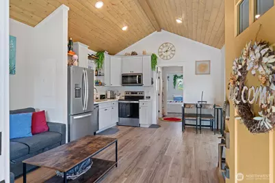 417 E Compass Street, Pacific Beach, WA 98571 - Photo 4