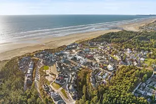 417 E Compass St, Pacific Beach, WA 98571 - Photo 36