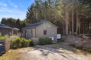 417 E Compass St, Pacific Beach, WA 98571 - Photo 24