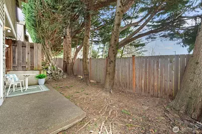 401 S 51st Court, Renton, WA 98055 - Photo 38