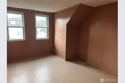 1112 4th Street, Cosmopolis, WA 98537 - Photo 8