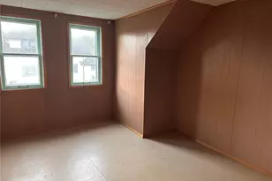 1112 4th St, Cosmopolis, WA 98537 - Photo 8